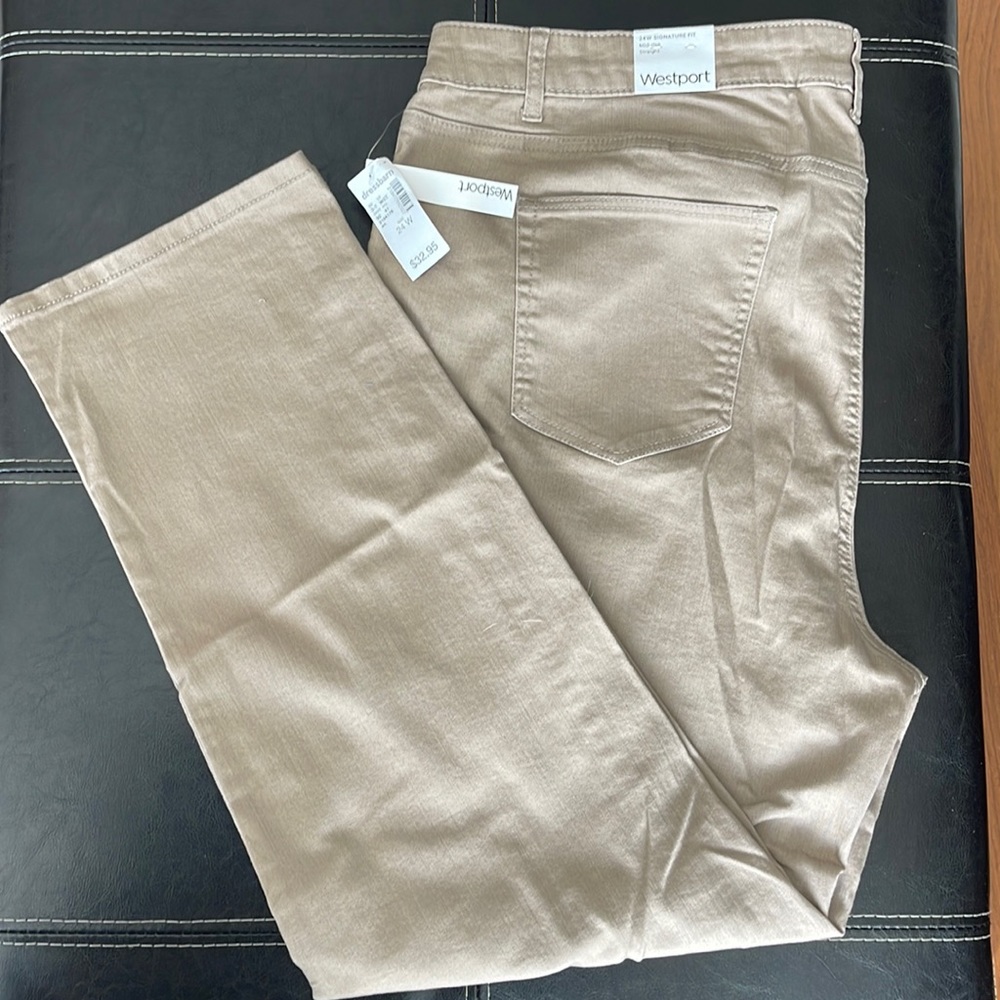 Westport 24w tan/brown denim pants never worn